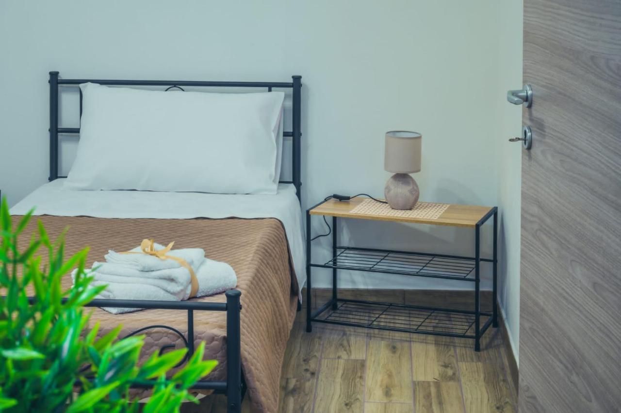 La Casa Di Tina Villa Canicattini Bagni Bagian luar foto