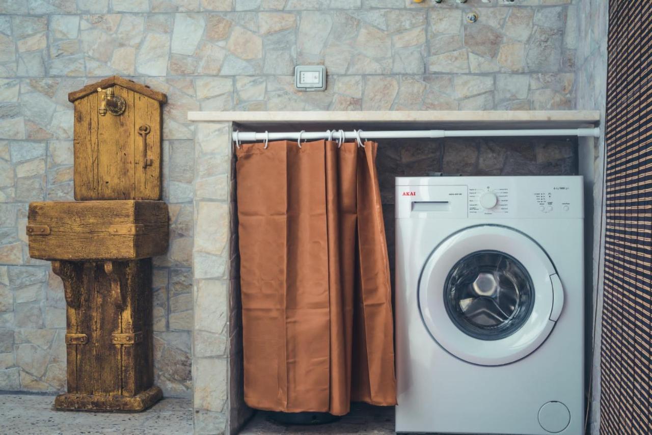 La Casa Di Tina Villa Canicattini Bagni Bagian luar foto