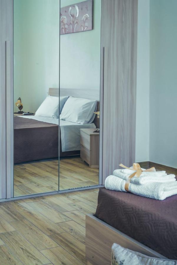 La Casa Di Tina Villa Canicattini Bagni Bagian luar foto