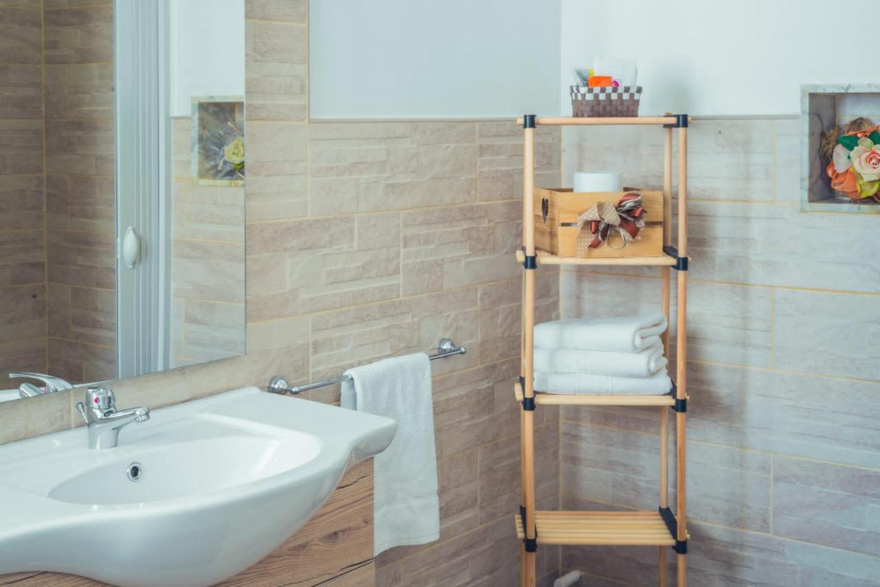 La Casa Di Tina Villa Canicattini Bagni Bagian luar foto